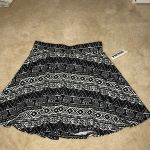 NWT LA hearts skirt